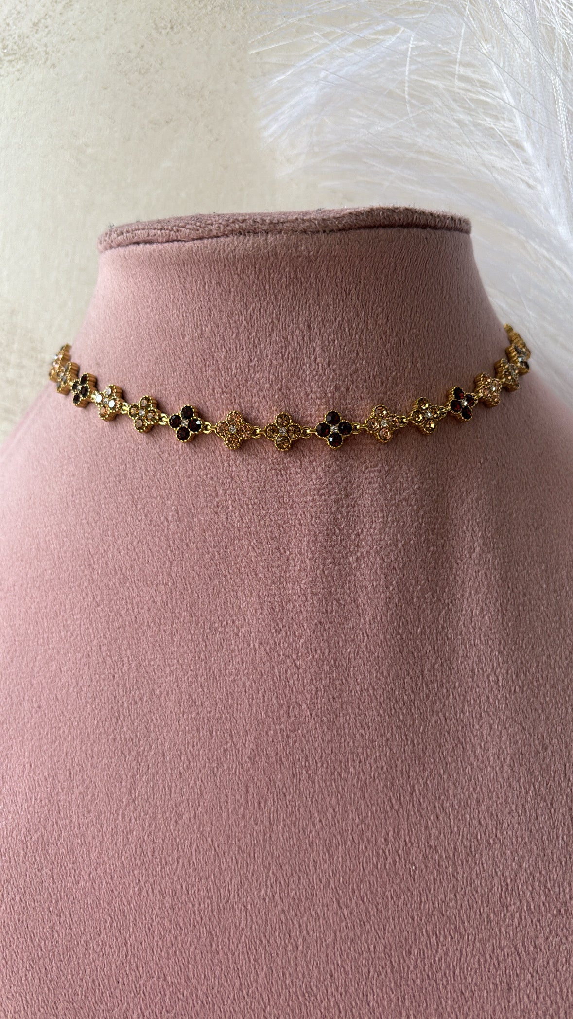 Collana inspired color