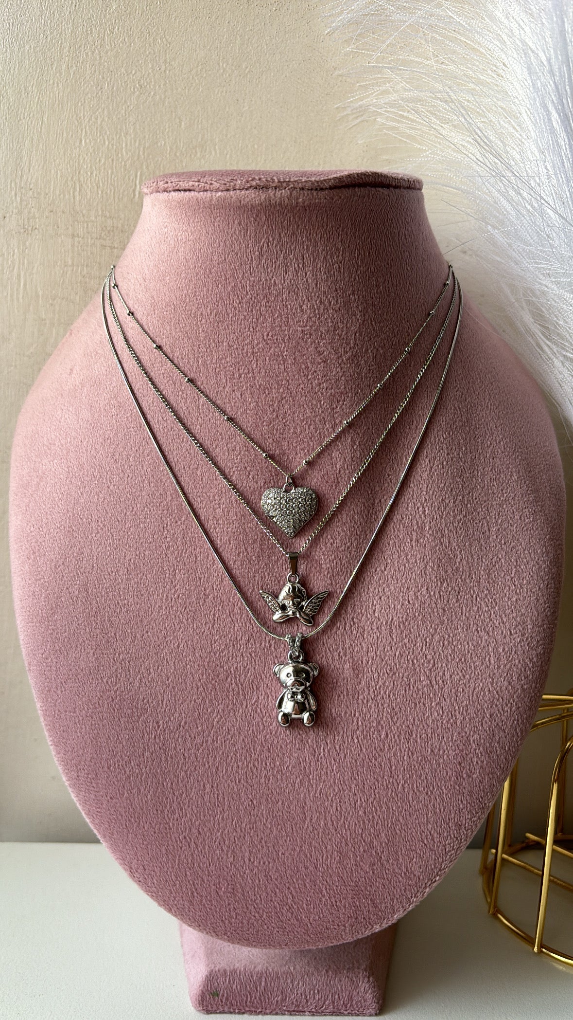 Collana tris