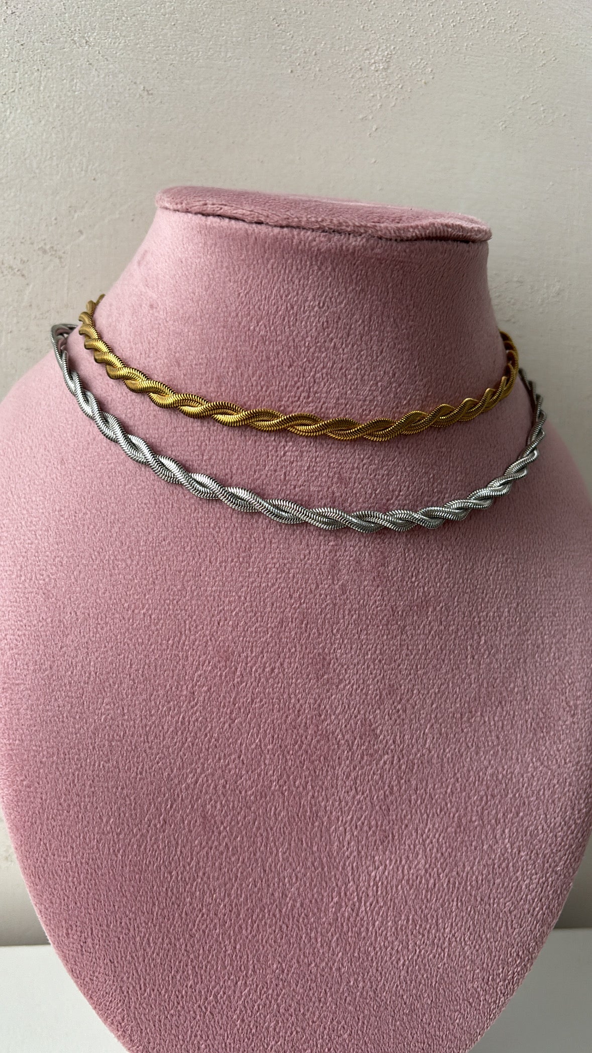 Collana treccia