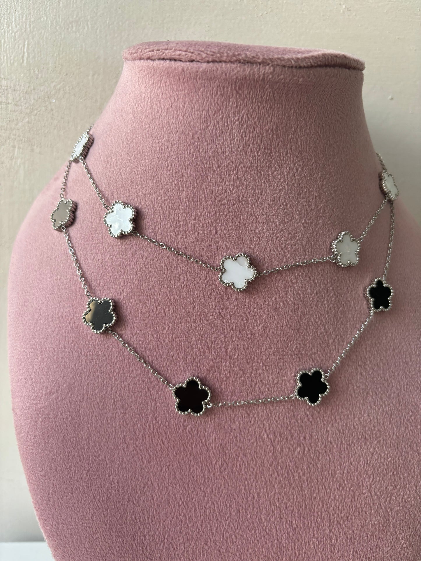 Collana inspired silver