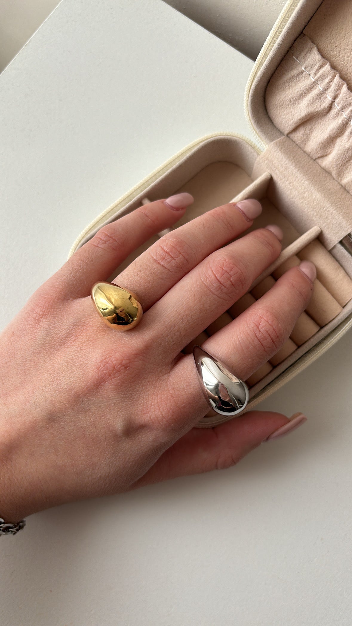 Anello goccia