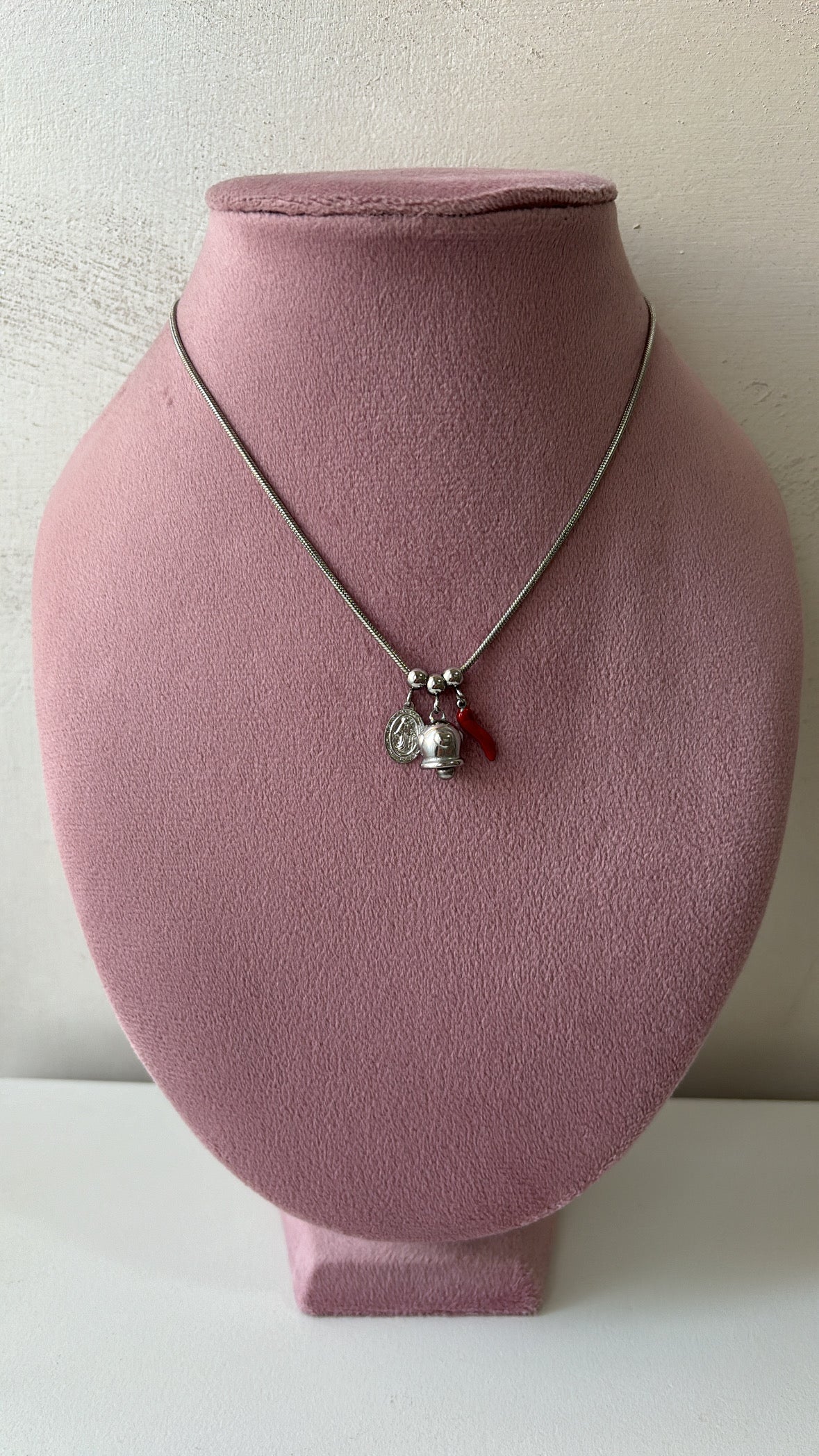 Collana campanella e peperoncino