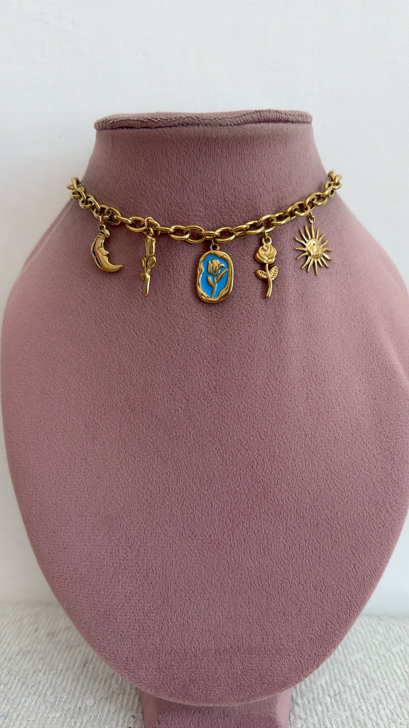 Collana multicharms floreale