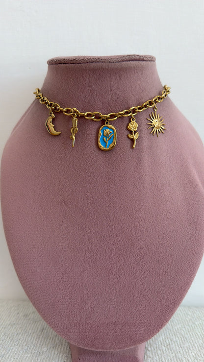 Collana multicharms floreale