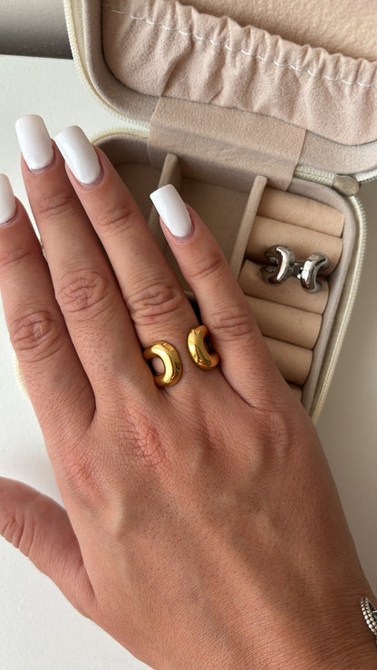 Anello hug