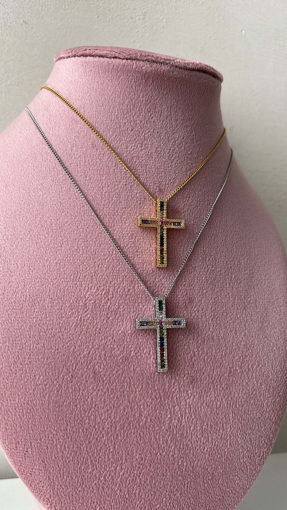 Collana croce color