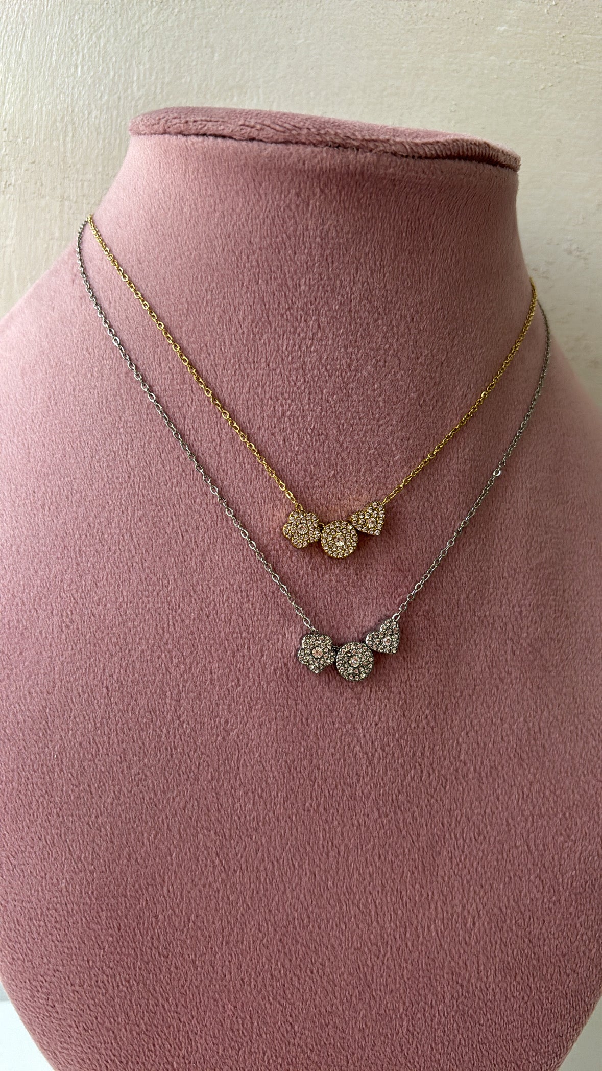 Collana trilogy