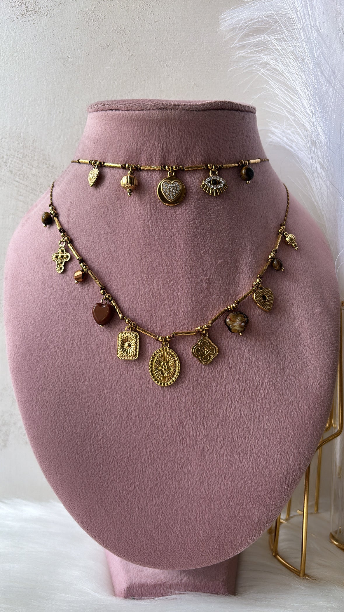 Collana divine charms