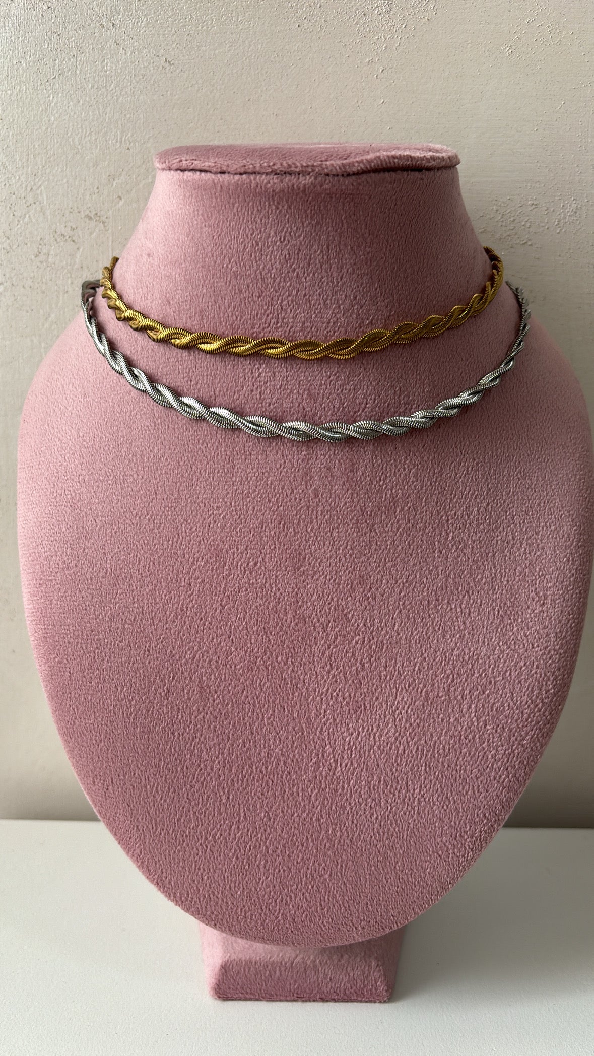 Collana treccia