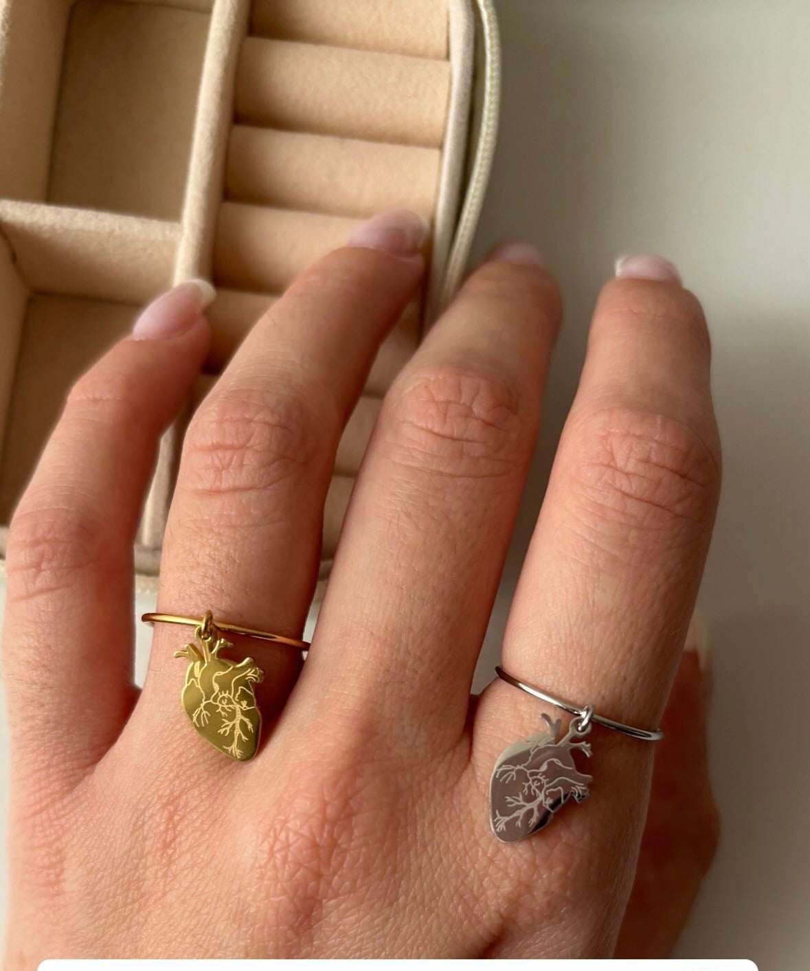Anello cuore anatomico