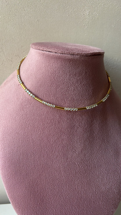 Collana semi rigida luxury