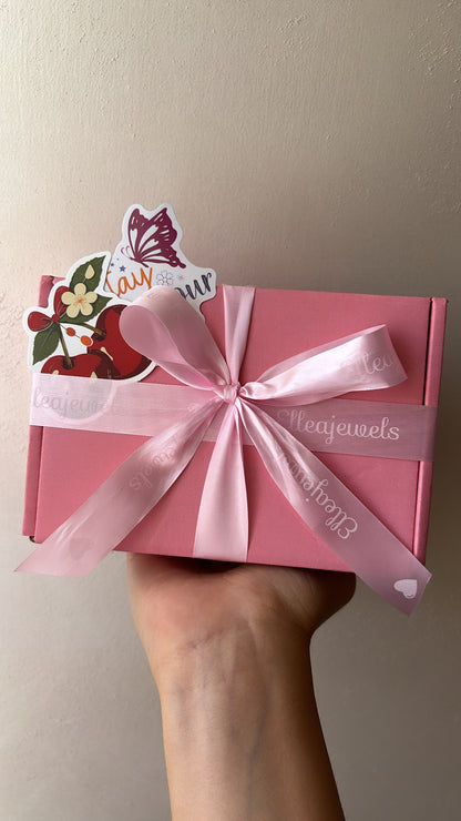 Summer mistery box