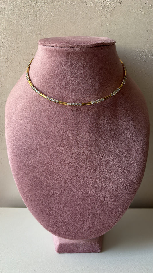 Collana semi rigida luxury
