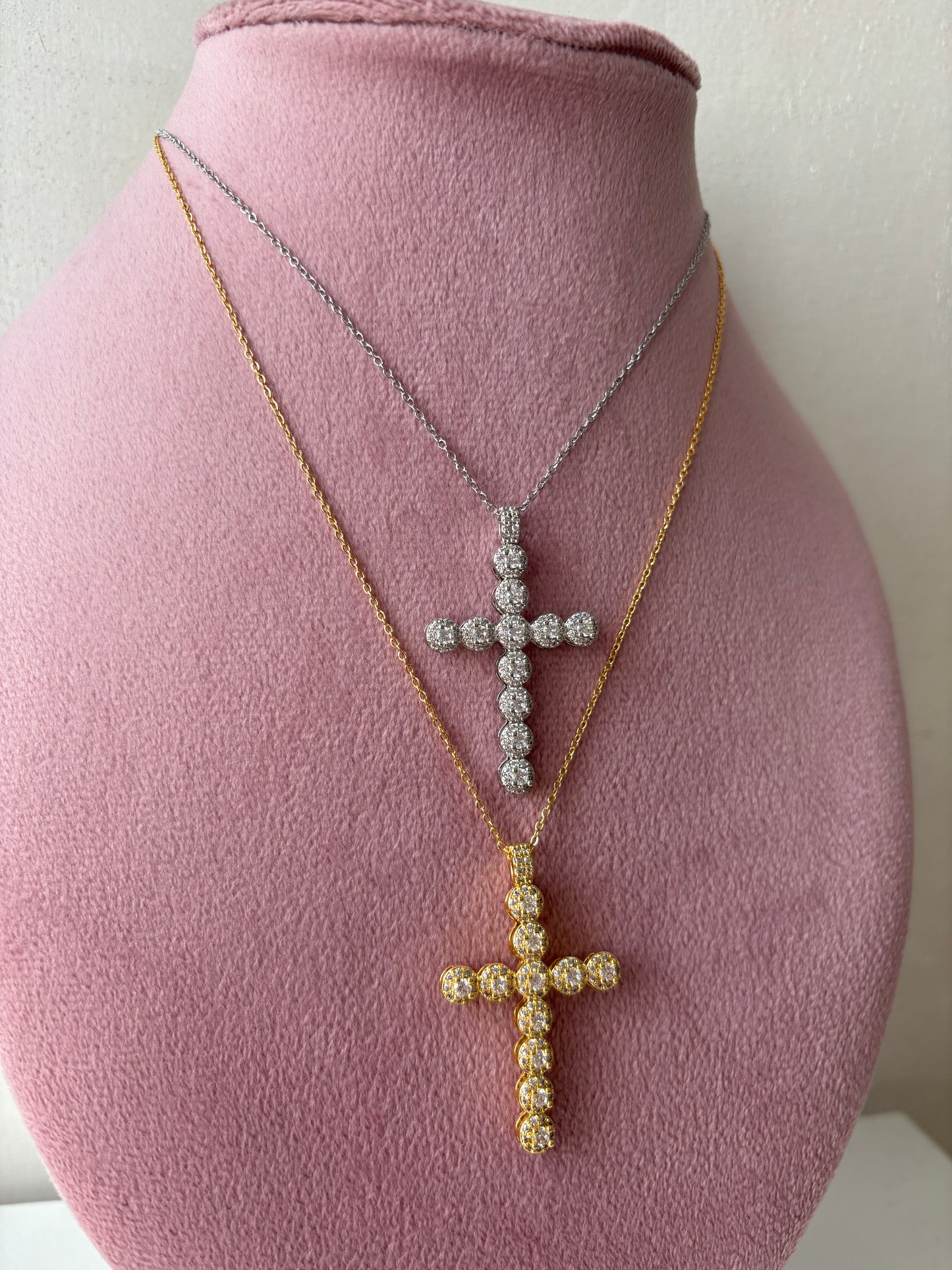 Collana cross brilliant
